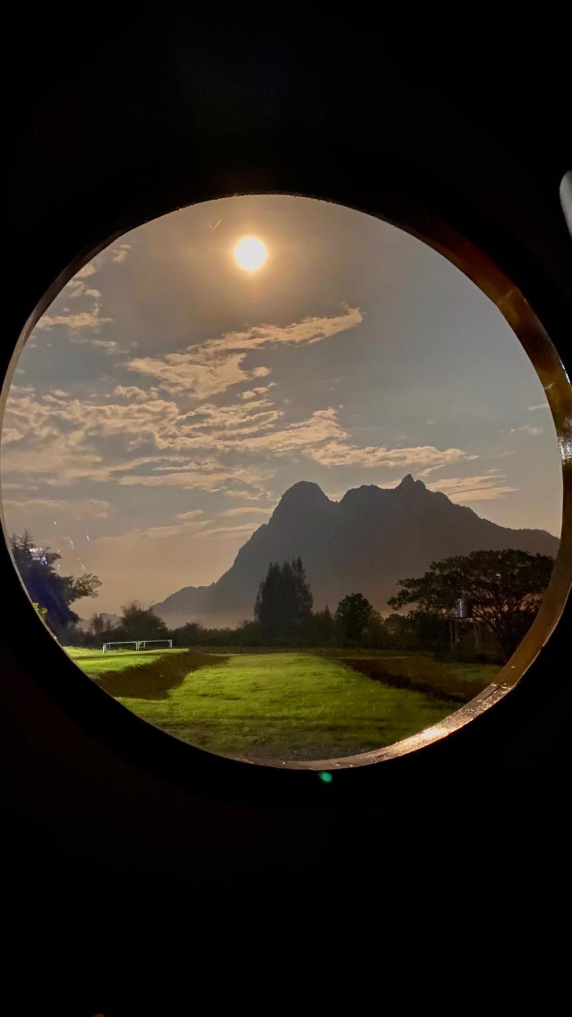 ไร่วิวทิวเขา ลานกางเต็นท์ ฟาร์มสเตย์ Ban Nong Tum Exteriér fotografie